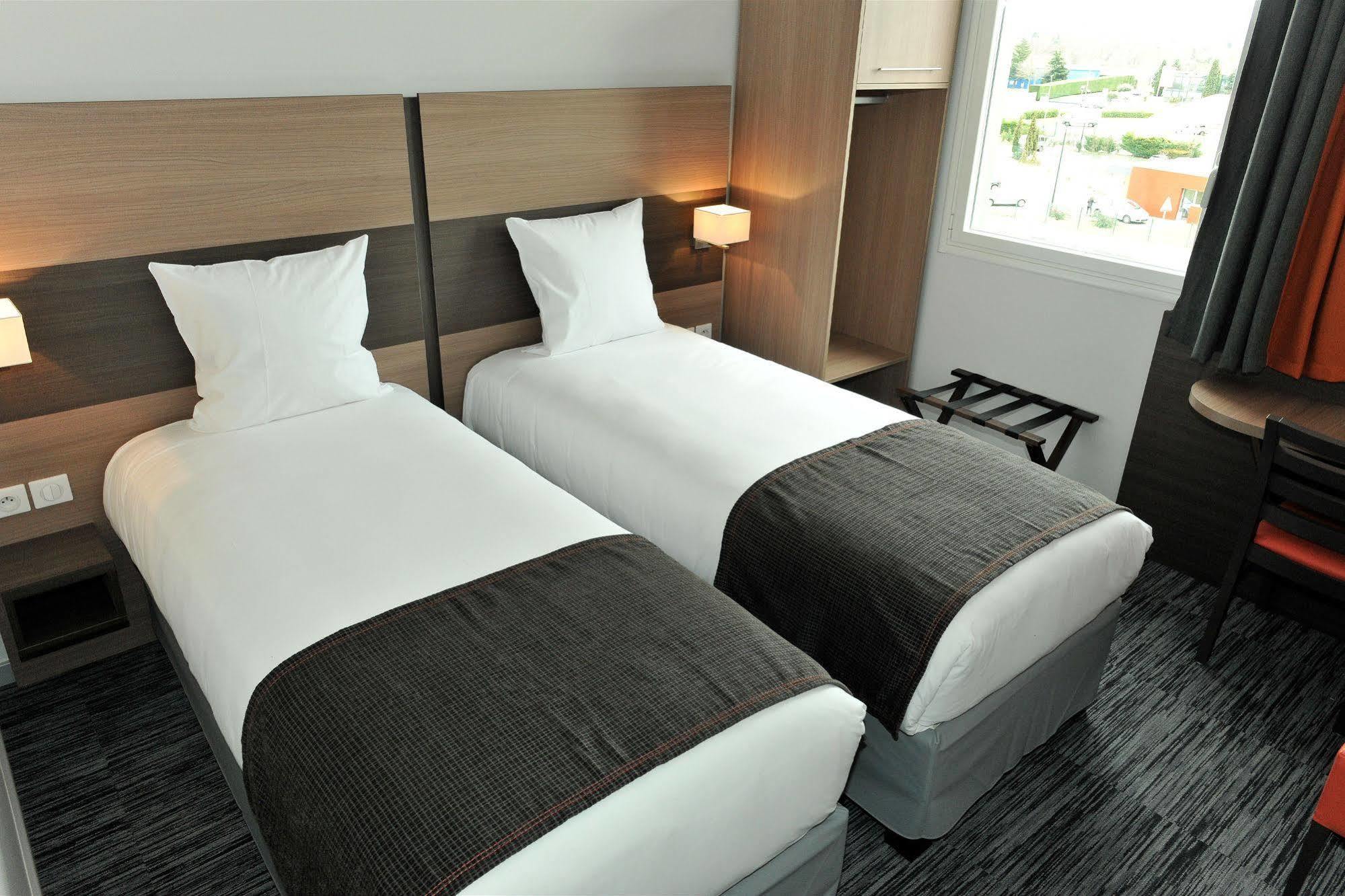 Dios Hotel Bruguieres Eksteriør billede